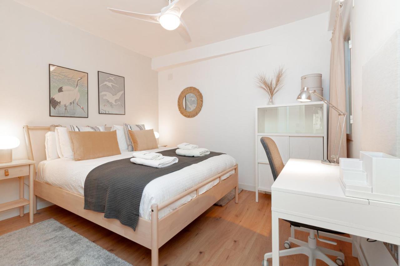 C24 Fantastic 4 Bedroom With Terrace Apartament