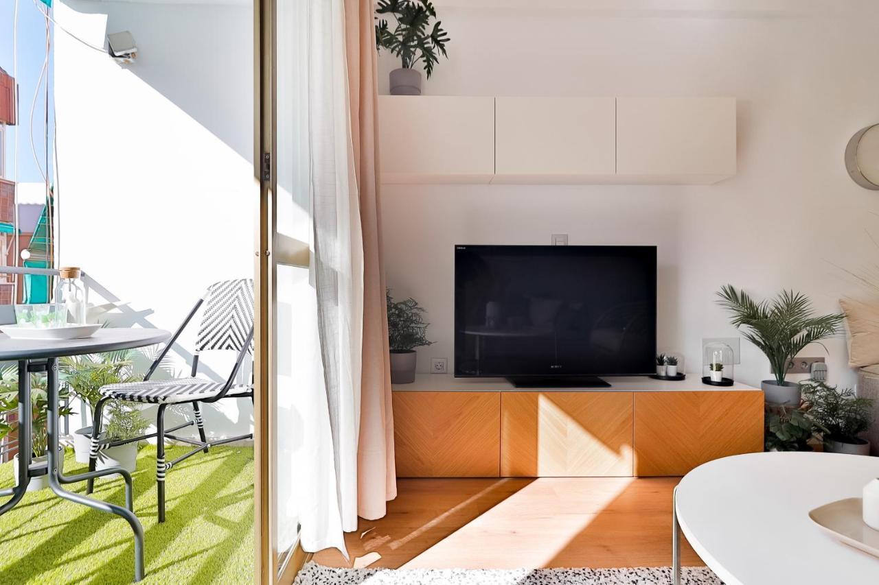 Apartament C24 Fantastic 4 Bedroom With Terrace Malaga